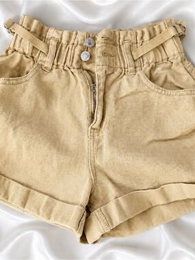 Forever 21 High-Waist Paperbag Shorts in Butter Tan